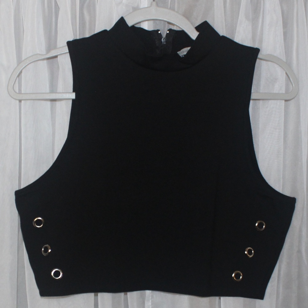 Charlotte Russo Women's Black higher-neck Cropped Top in Sz (L)